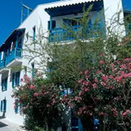 Barbouni & 2* Naxos City
