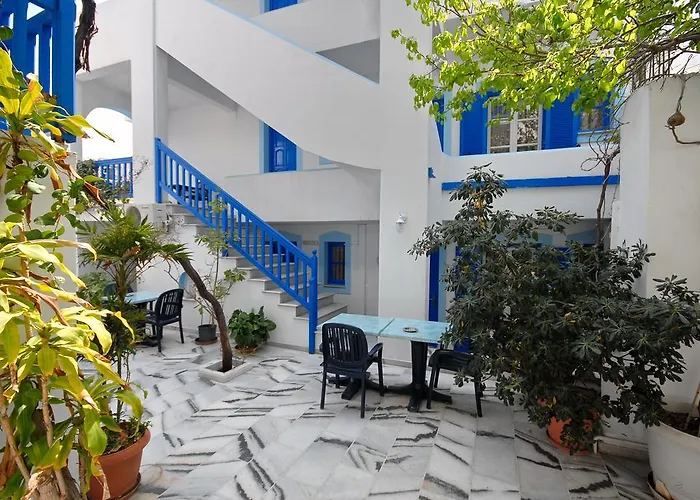 Barbouni & Appart hôtel 2*