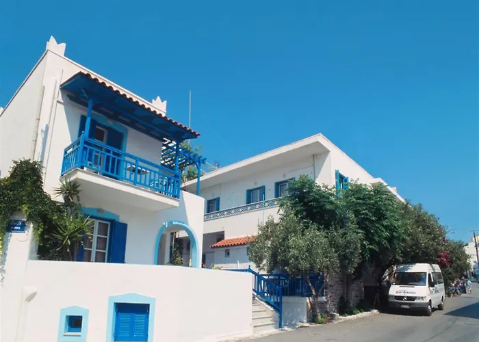 Barbouni & Naxos City