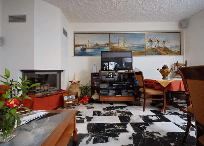 Aparthotel Barbouni & Naxos City