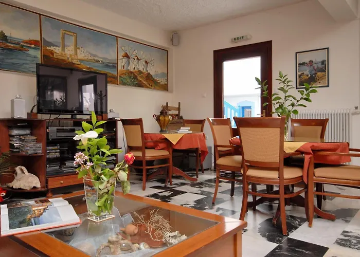 Barbouni & 2* Naxos City